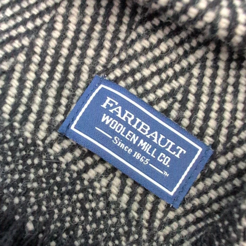 Faribault Woolen Mill Scarf Black Herringbone 100% Virgin Wool Made in USA